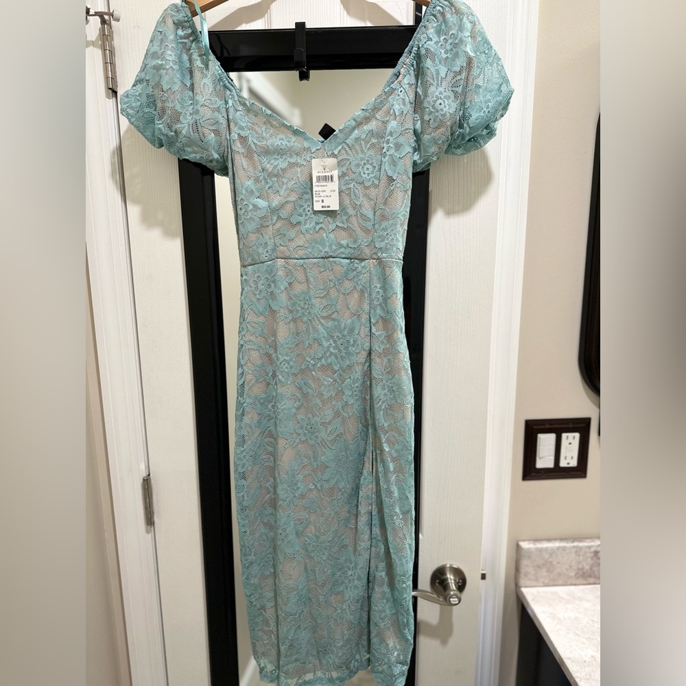 NWT Windsor Lace Dress